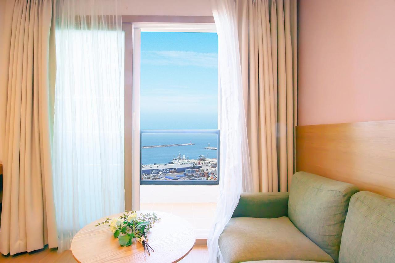Sims Hotel Jeju Exterior foto