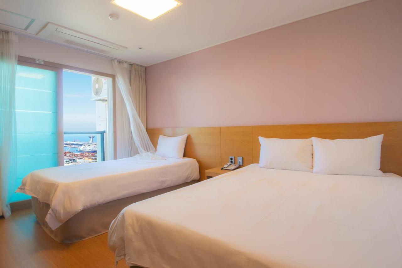 Sims Hotel Jeju Exterior foto