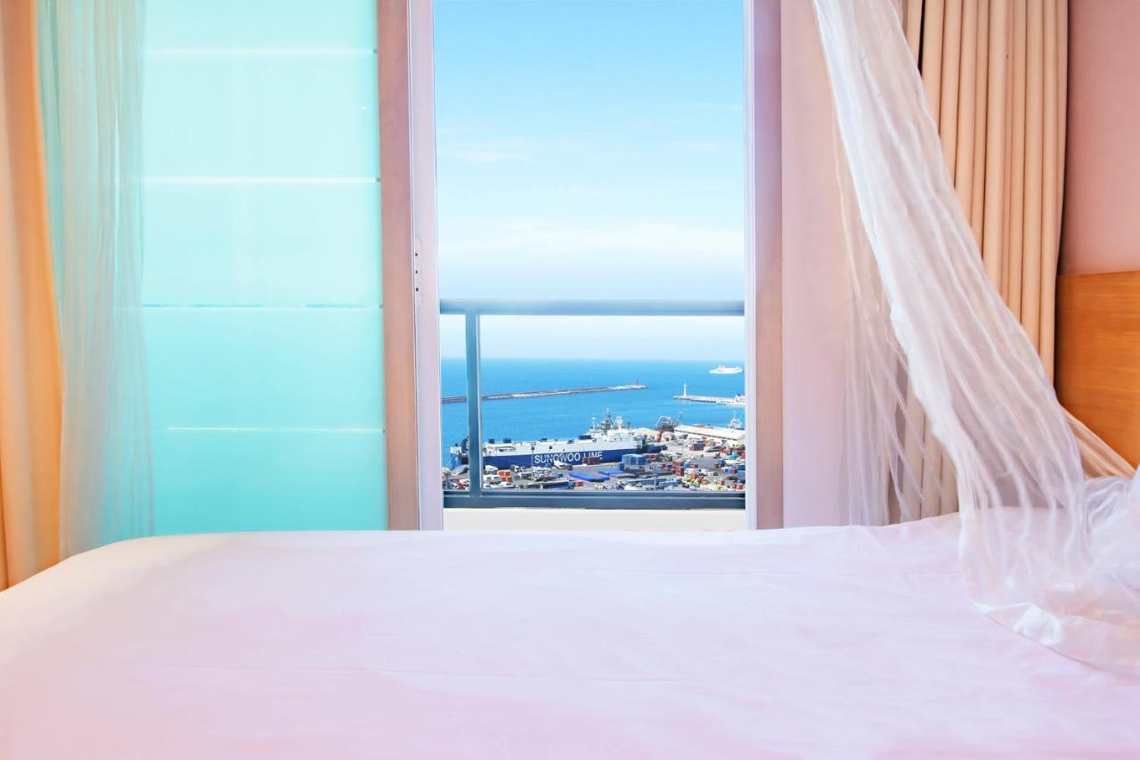 Sims Hotel Jeju Exterior foto